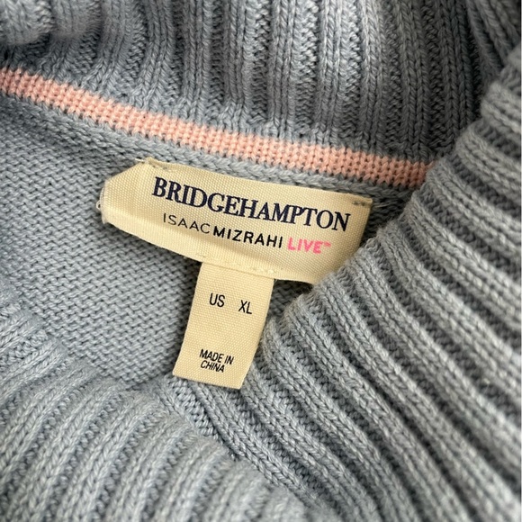 NWOT Turtleneck sweater - Picture 6 of 8